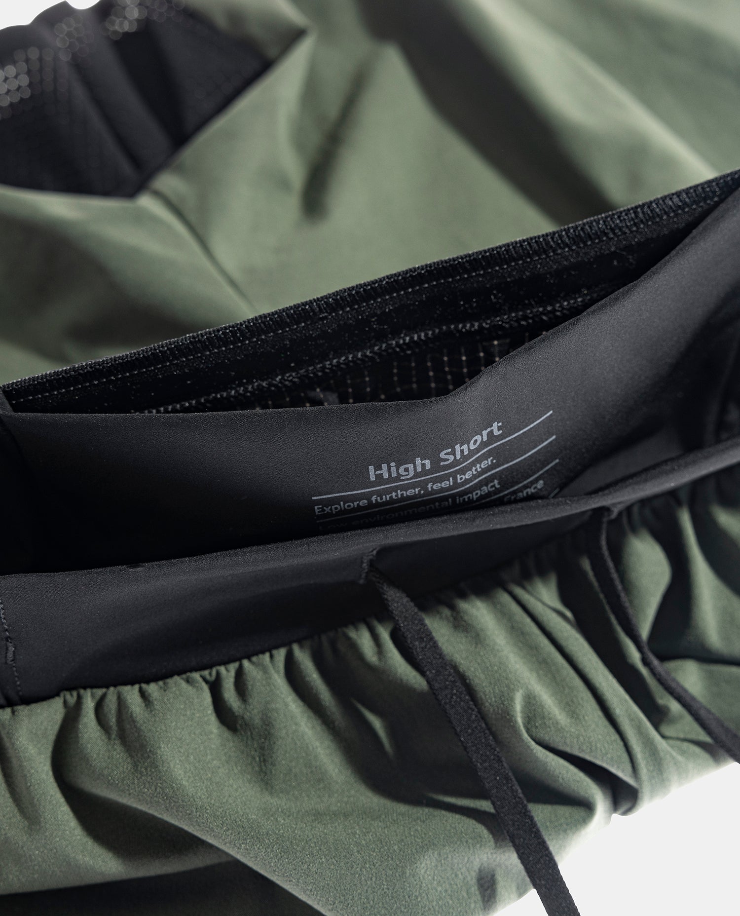 High short homme green sage vert wise ultra running